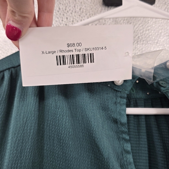 New Avara Rhodes Top XL - Picture 3 of 7